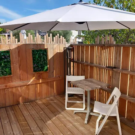 Location Studio Independant Avec Terrasse ,Les Vignes D'Elian Saint-Medard-en-Jalles Exterior photo